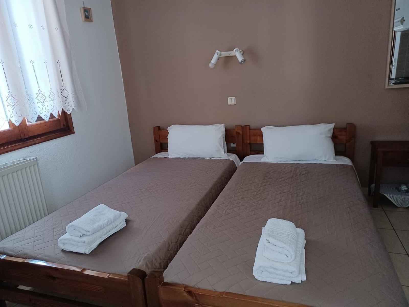 Maravelias Rooms Trikeri Luaran gambar