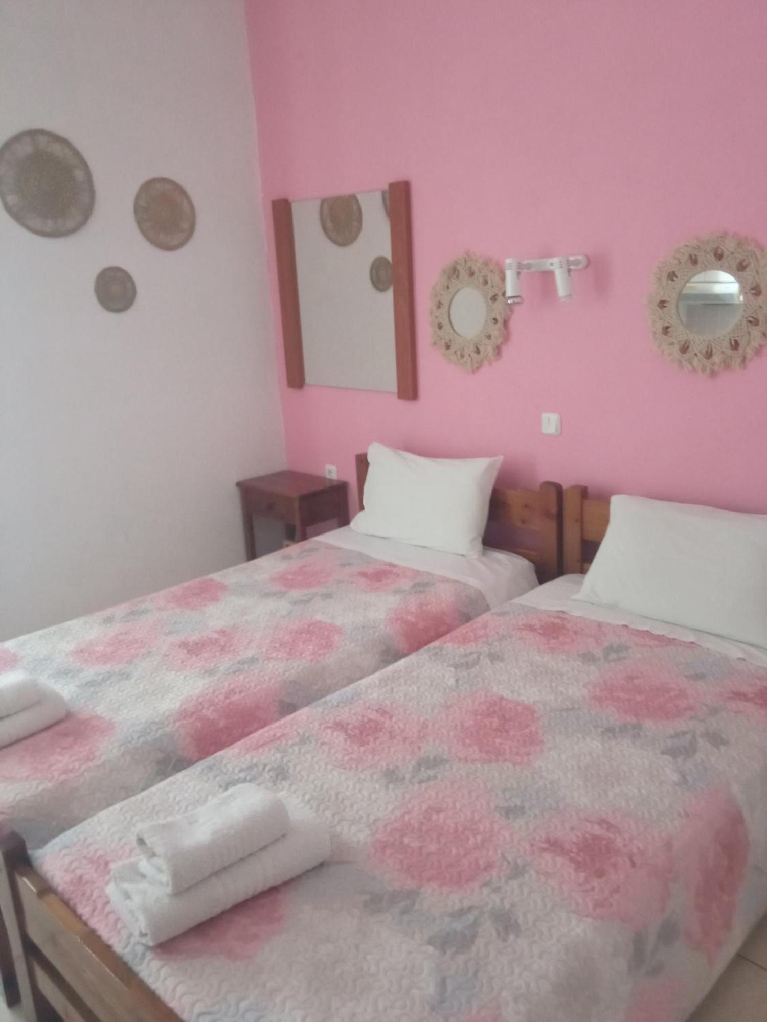 Maravelias Rooms Trikeri Luaran gambar